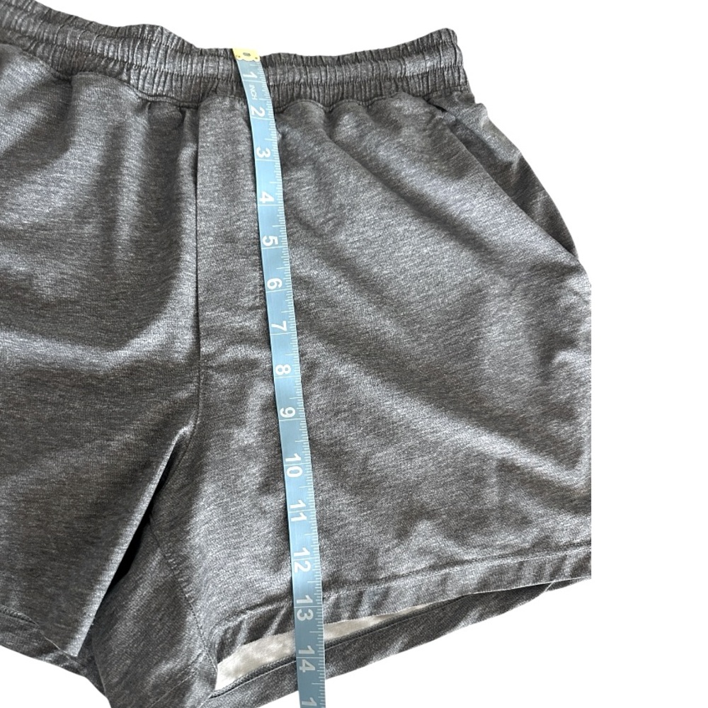 Lululemon Pace Breaker 9" inseam
Heathered Grey * Liner - Picture 14 of 15
